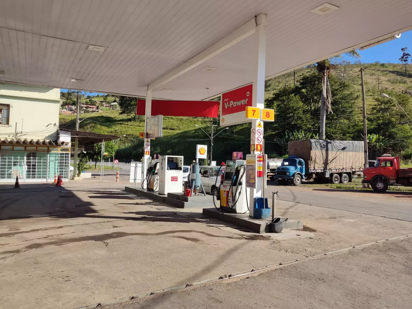 Litro da gasolina chega a R$ 5,73 em Santos Dumont com a volta dos impostos